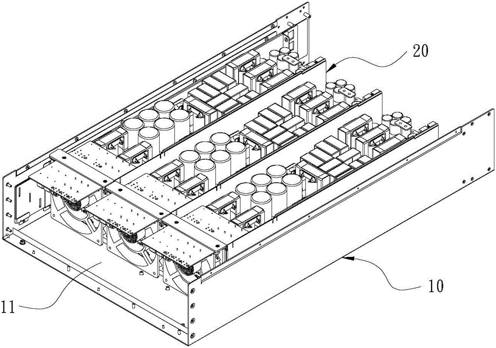 電源供應(yīng)器的功率模塊與機(jī)箱的結(jié)合固定結(jié)構(gòu)的制作方法附圖